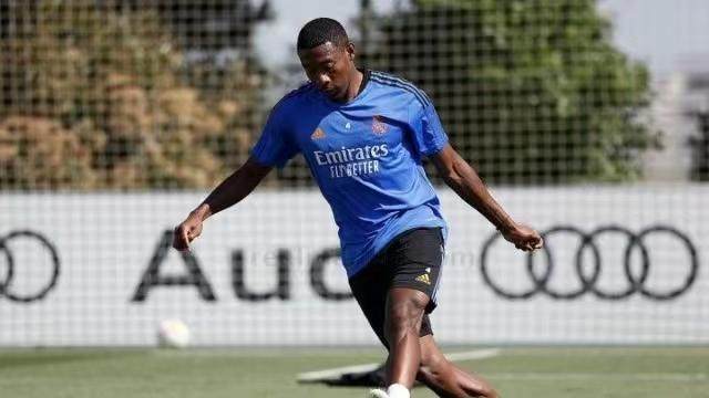 1652970738219003342.jpg aaed8347a83576421044ed03227ca93.jpg