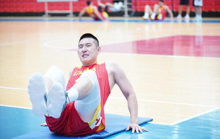 开云App-4人告别国家队！付豪输给两人，周琦队友没位置，李祥波任务结束|郭士强|曾凡博|北京首钢|辽宁男篮|张镇麟_新浪体育_新浪新闻