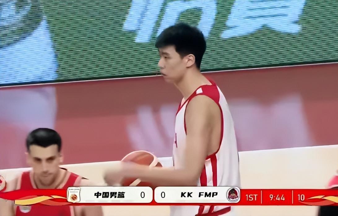 开云App-男篮首节被FMP俱乐部碾压！焦泊乔+2首发齐发挥，防守成麻烦！
